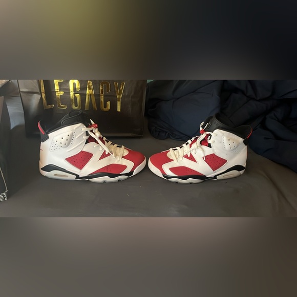 Air Jordan 6 OG Carmine (2021) - Picture 4 of 5